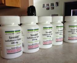 وزير الصحة: مصر تقر زيادة أسعار الأدوية الرخيصة 20%