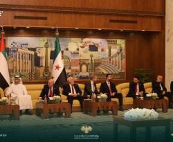 وفد يقوده وزير التجارة الإماراتي.. يصل إلى دمشق