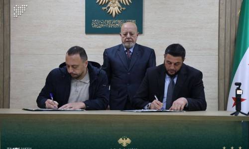 توقيع اتفاق استثمار لوحدات شركة الملبوسات في الساحل